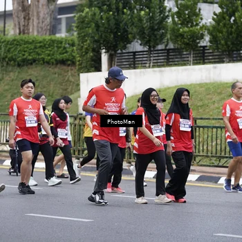 Runner Photo 8075249