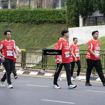 Runner Photo 8075269