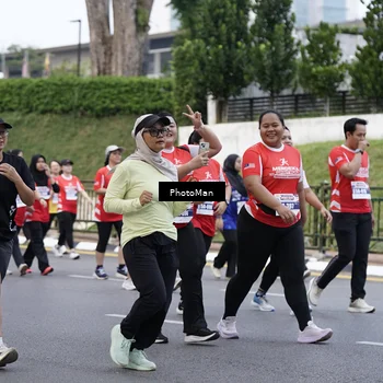 Runner Photo 8075301