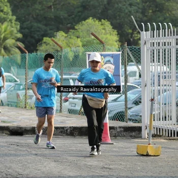 Runner Photo 8075305