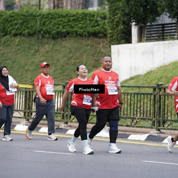 Runner Photo 8075306