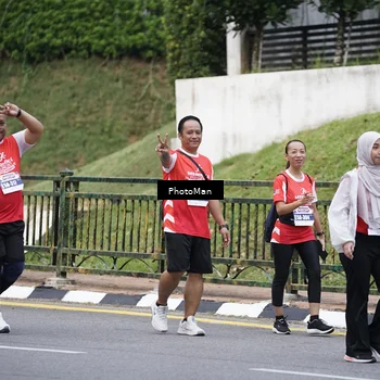 Runner Photo 8075310