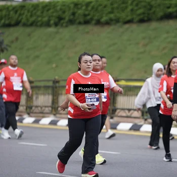 Runner Photo 8075345