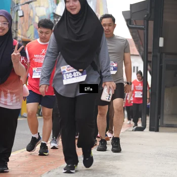 Runner Photo 8075353