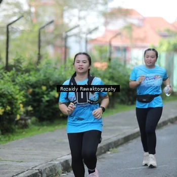 Runner Photo 8075356