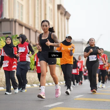 Runner Photo 8075364