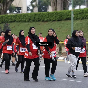 Runner Photo 8075371