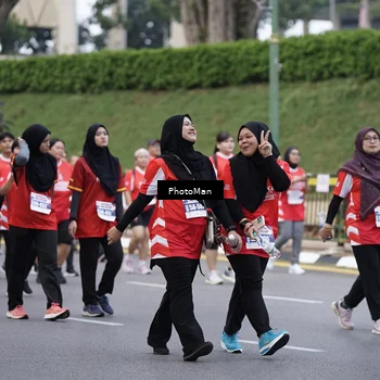 Runner Photo 8075372