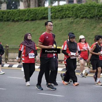Runner Photo 8075375