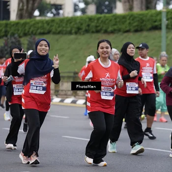 Runner Photo 8075404