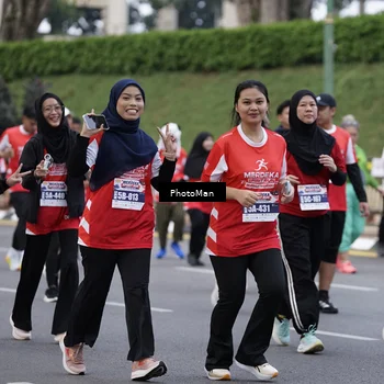 Runner Photo 8075410