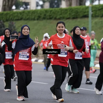 Runner Photo 8075412
