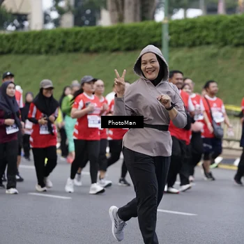Runner Photo 8075418