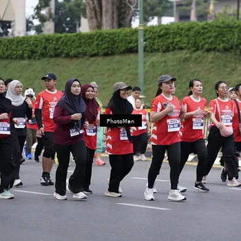 Runner Photo 8075422