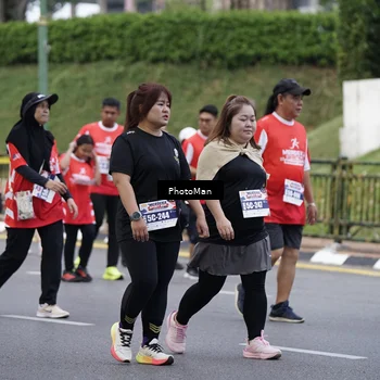 Runner Photo 8075429