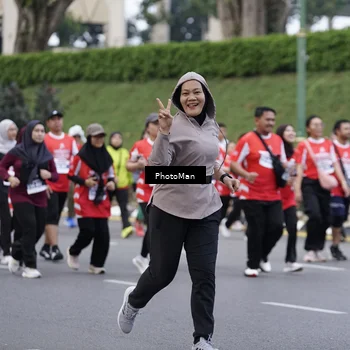 Runner Photo 8075441