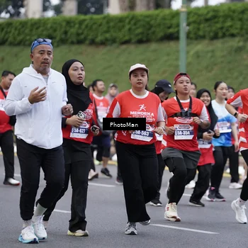 Runner Photo 8075450