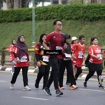 Runner Photo 8075454