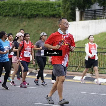 Runner Photo 8075457