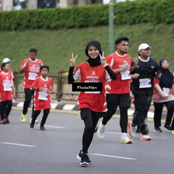 Runner Photo 8075472