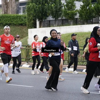 Runner Photo 8075488