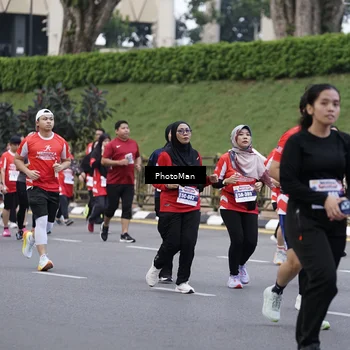 Runner Photo 8075491