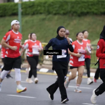 Runner Photo 8075492