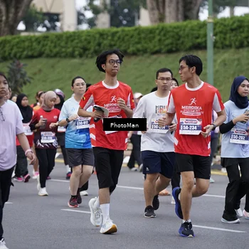 Runner Photo 8075505