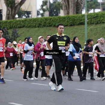 Runner Photo 8075510
