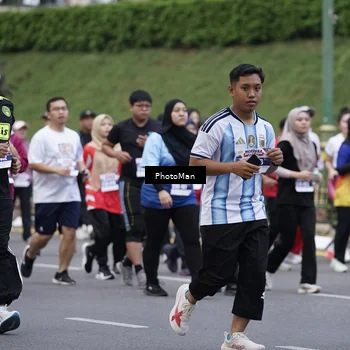 Runner Photo 8075527