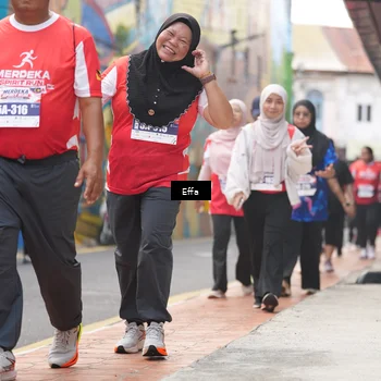 Runner Photo 8075531