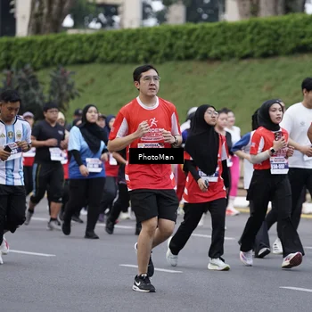 Runner Photo 8075542