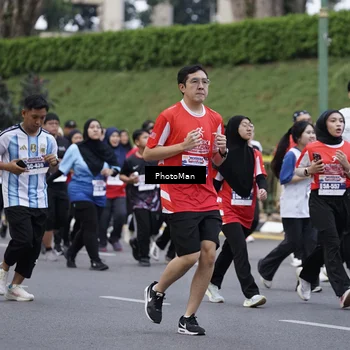 Runner Photo 8075553