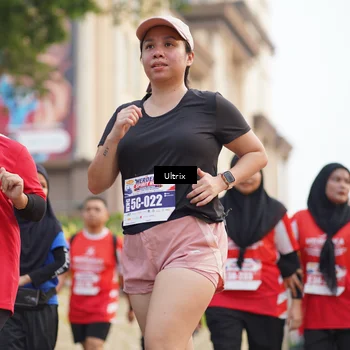 Runner Photo 8075559