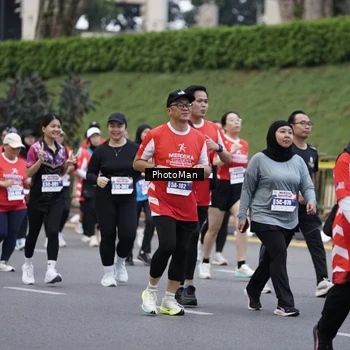 Runner Photo 8075583