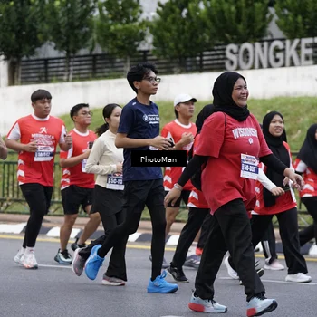 Runner Photo 8075604