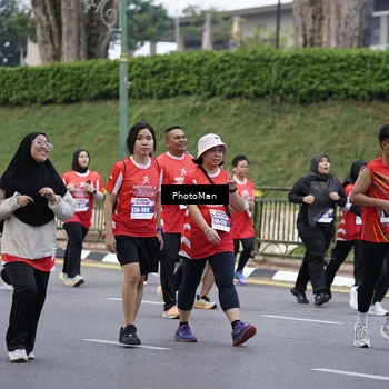 Runner Photo 8075606