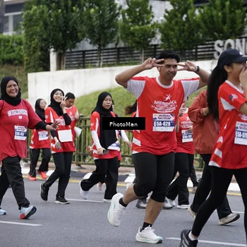 Runner Photo 8075609