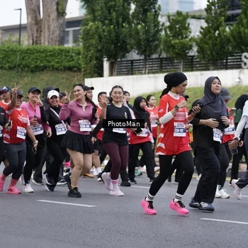 Runner Photo 8075659