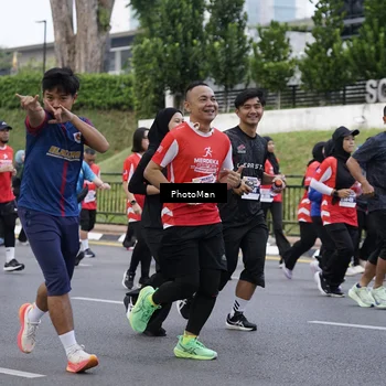Runner Photo 8075671