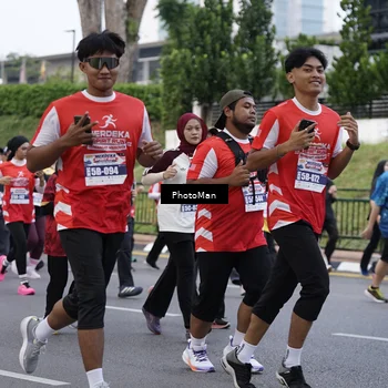 Runner Photo 8075690