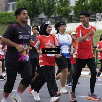 Runner Photo 8075695