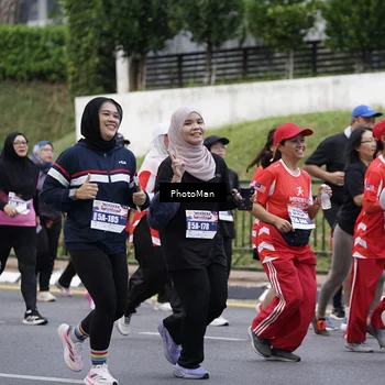 Runner Photo 8075697