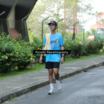 Runner Photo 8075716