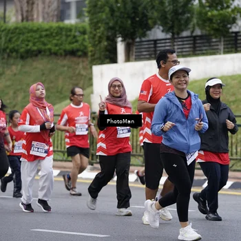 Runner Photo 8075731