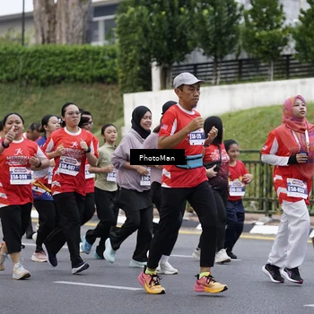 Runner Photo 8075739