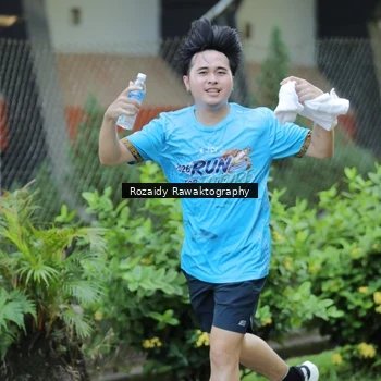 Runner Photo 8075742