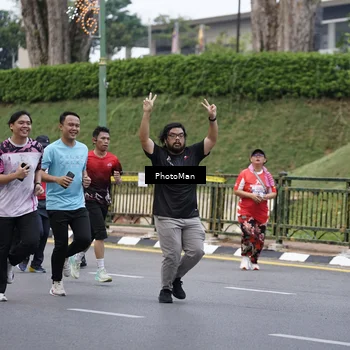 Runner Photo 8075753