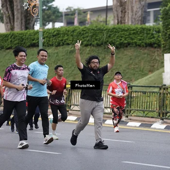 Runner Photo 8075754
