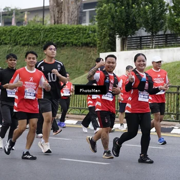 Runner Photo 8075759